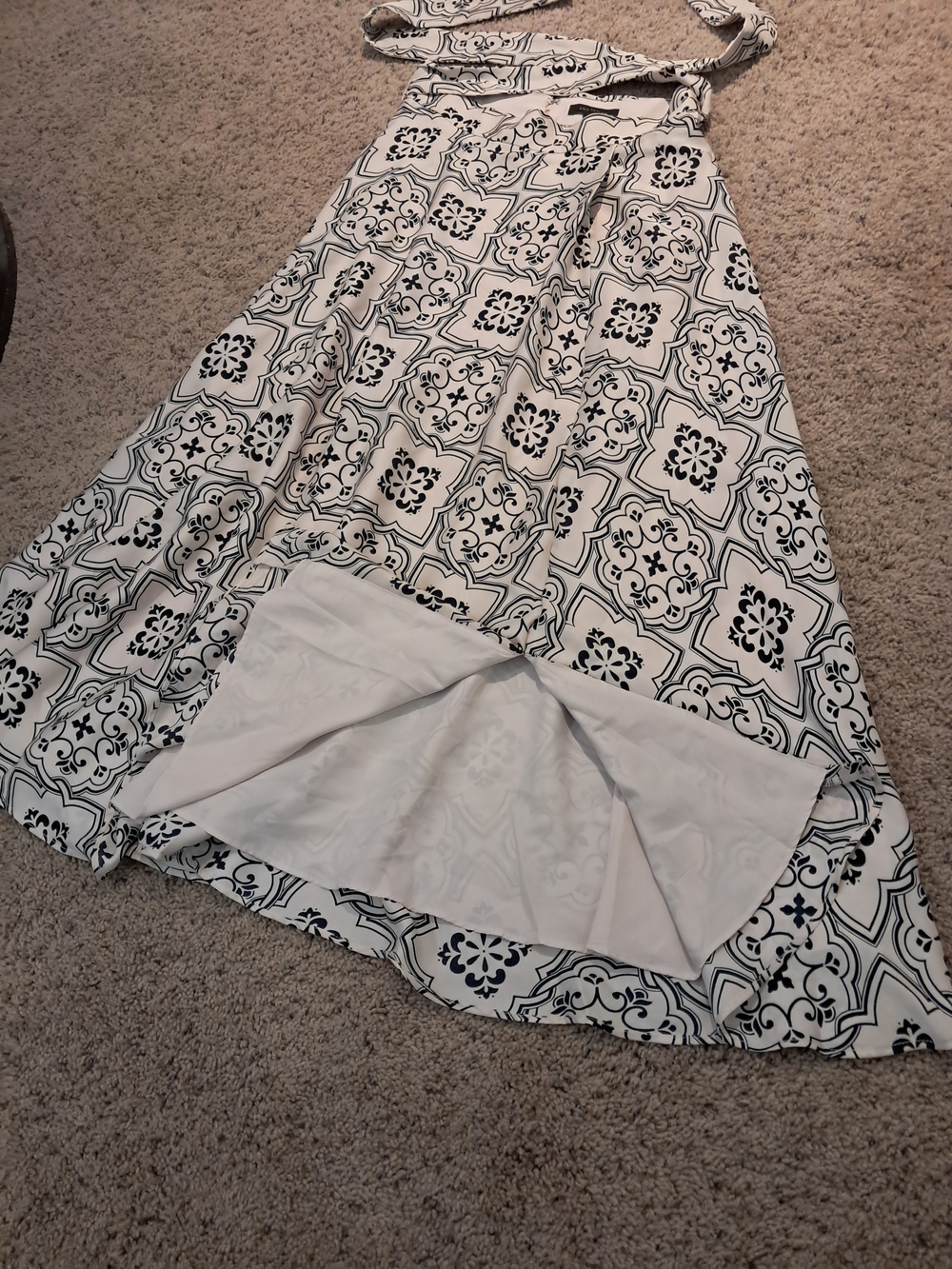 Women's Navy & Cream Printed Tie-Waist Maxi Skirt Size 6 - Picture 10 of 16